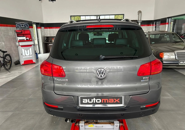 Volkswagen Tiguan cena 49900 przebieg: 208400, rok produkcji 2015 z Karpacz małe 781